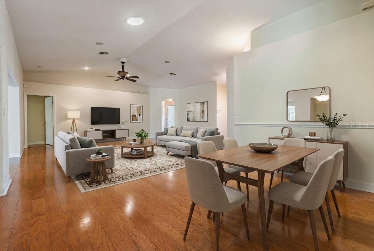 10133 COLLAR DR — photo 2