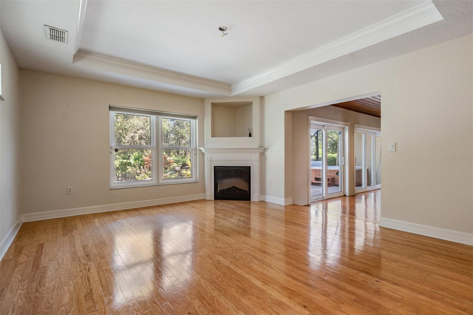 10133 COLLAR DR — photo 14