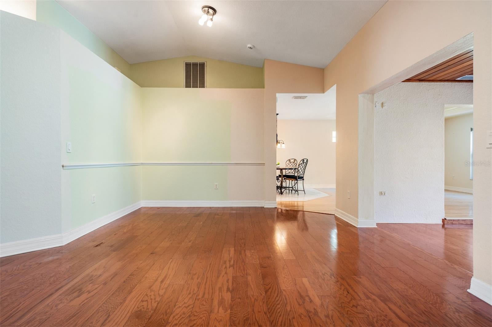 10133 COLLAR DR — photo 36