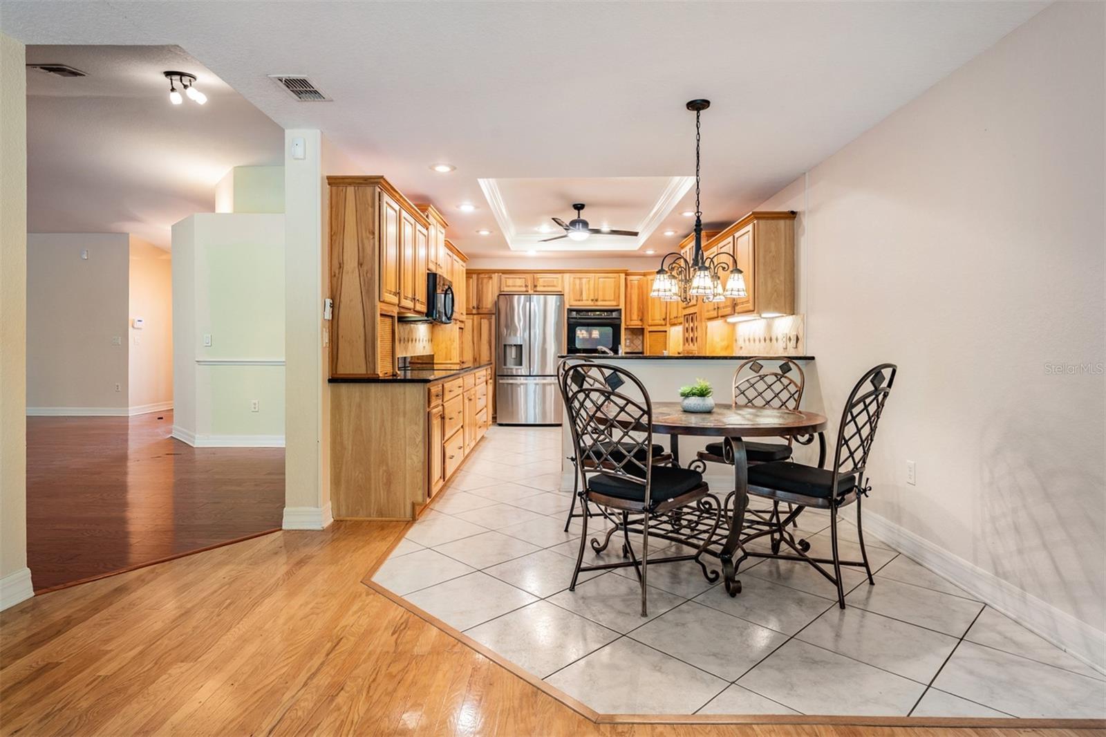 10133 COLLAR DR — photo 4