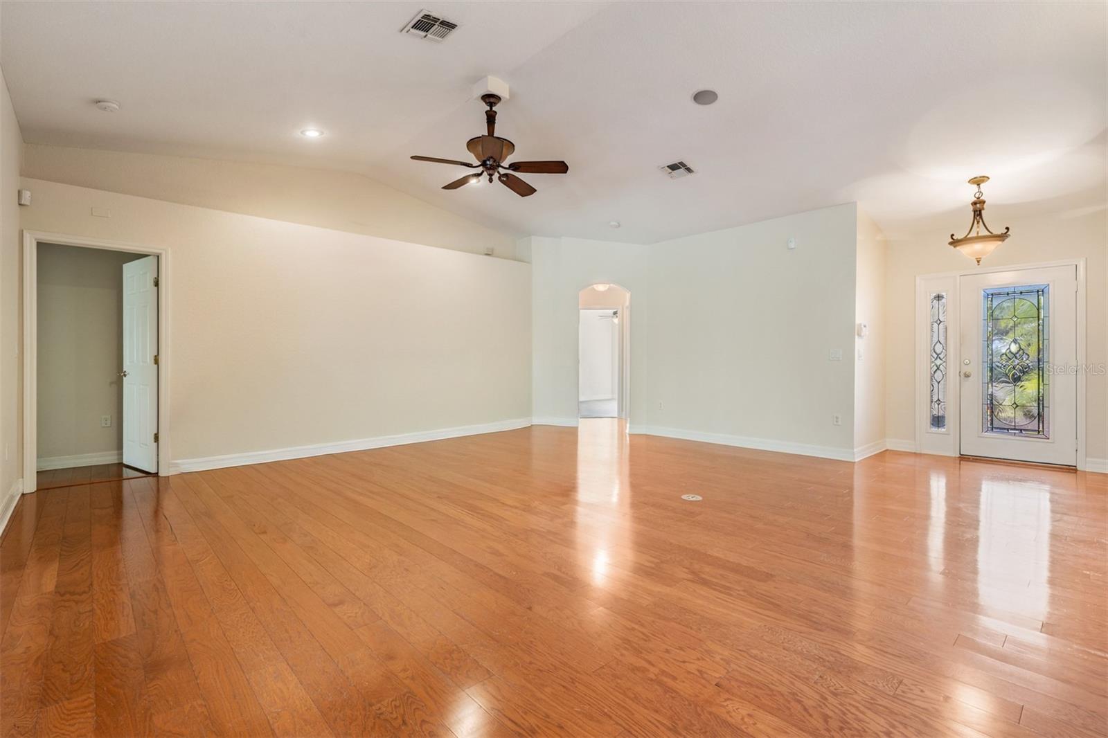 10133 COLLAR DR — photo 31