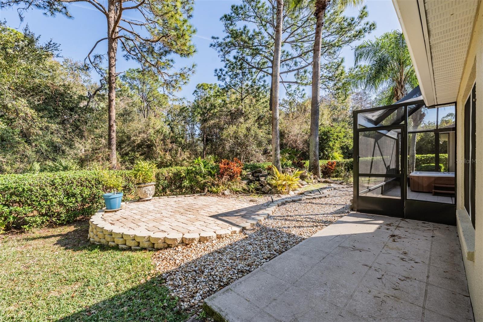 10133 COLLAR DR — photo 15