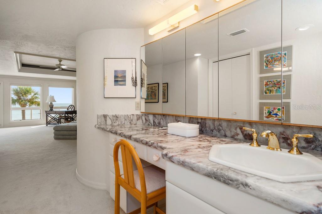 16000 GULF BLVD — photo 32