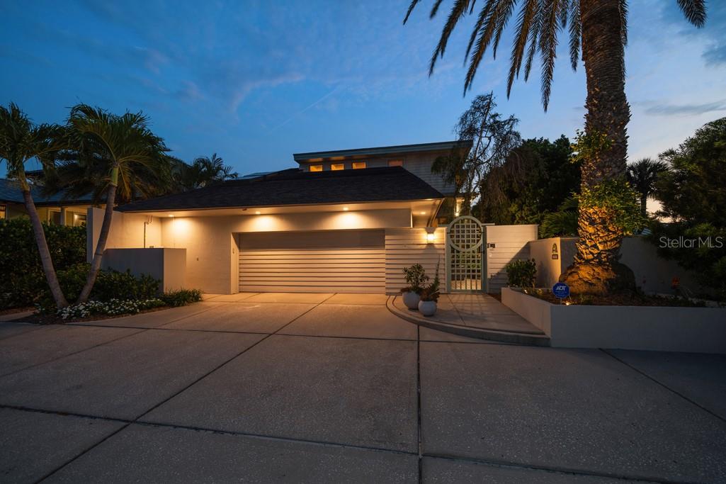 16000 GULF BLVD — photo 47