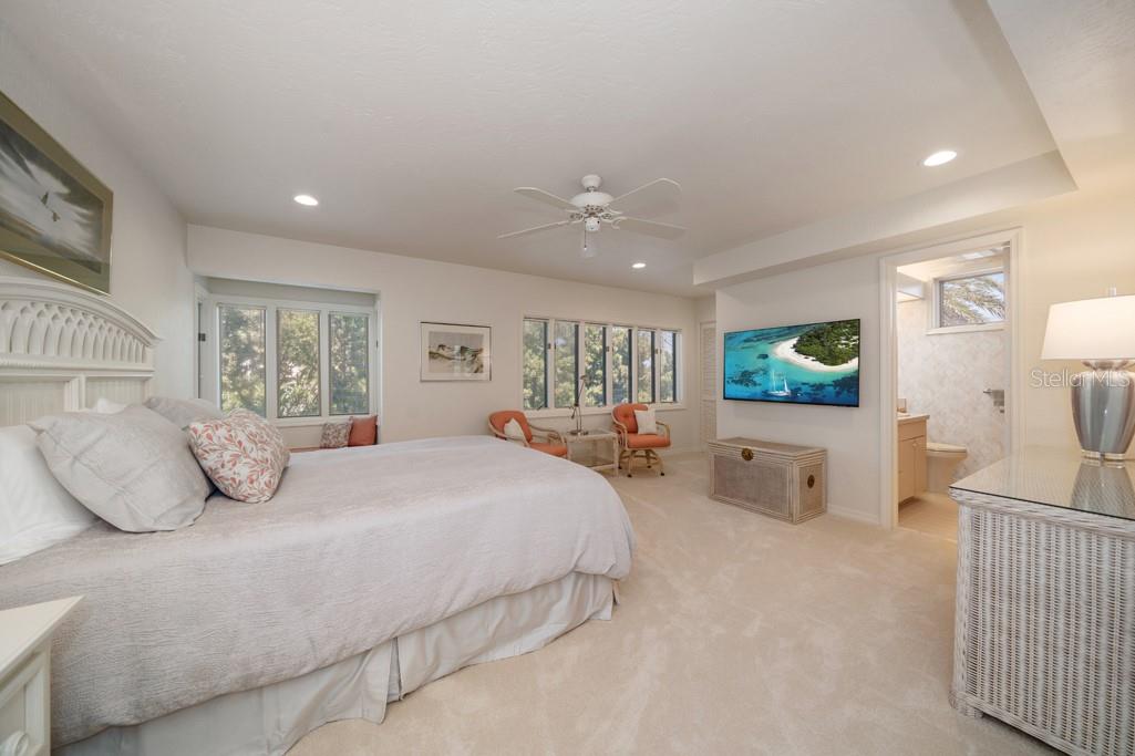 16000 GULF BLVD — photo 35