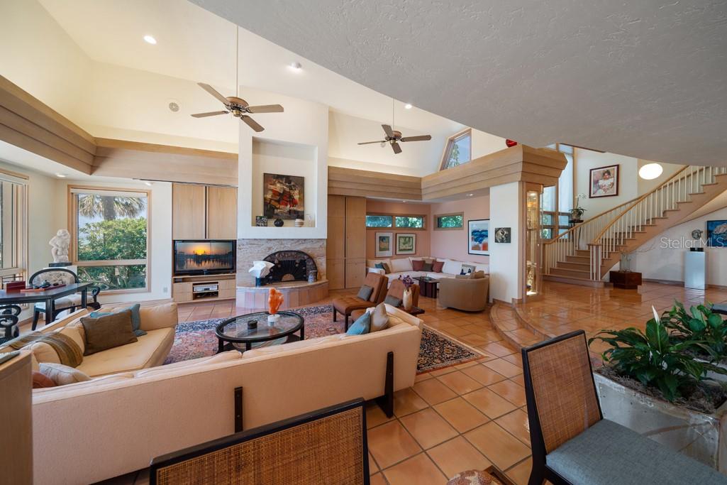 16000 GULF BLVD — photo 11