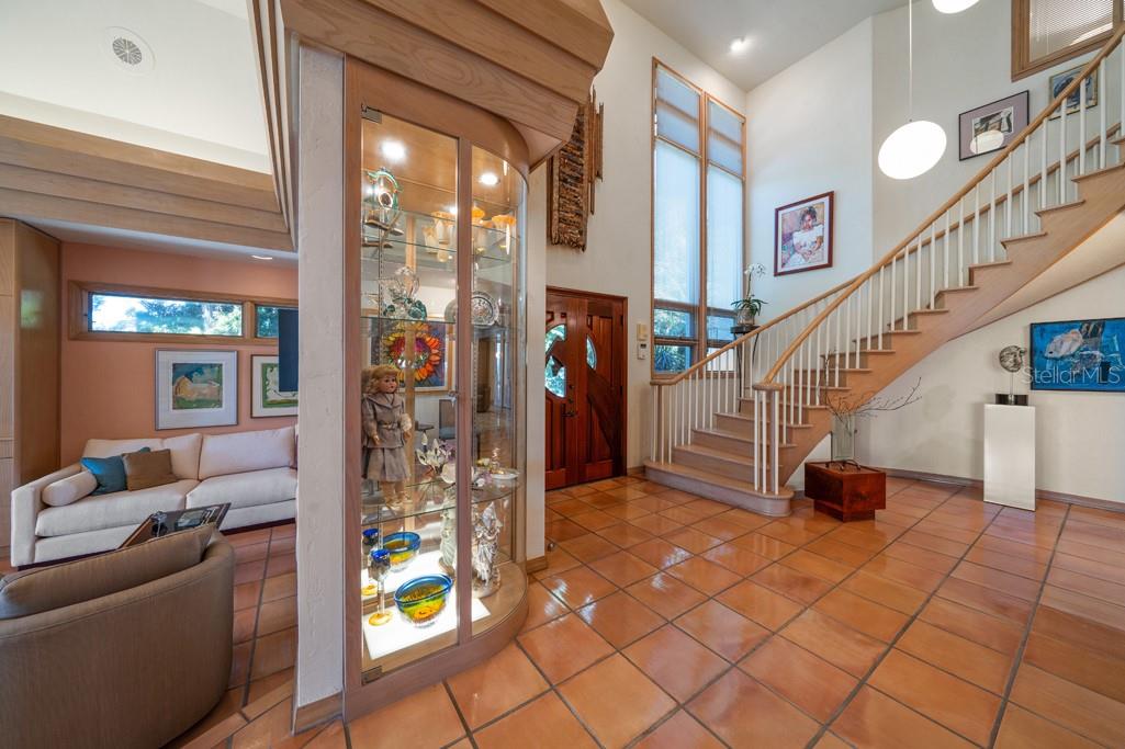 16000 GULF BLVD — photo 8
