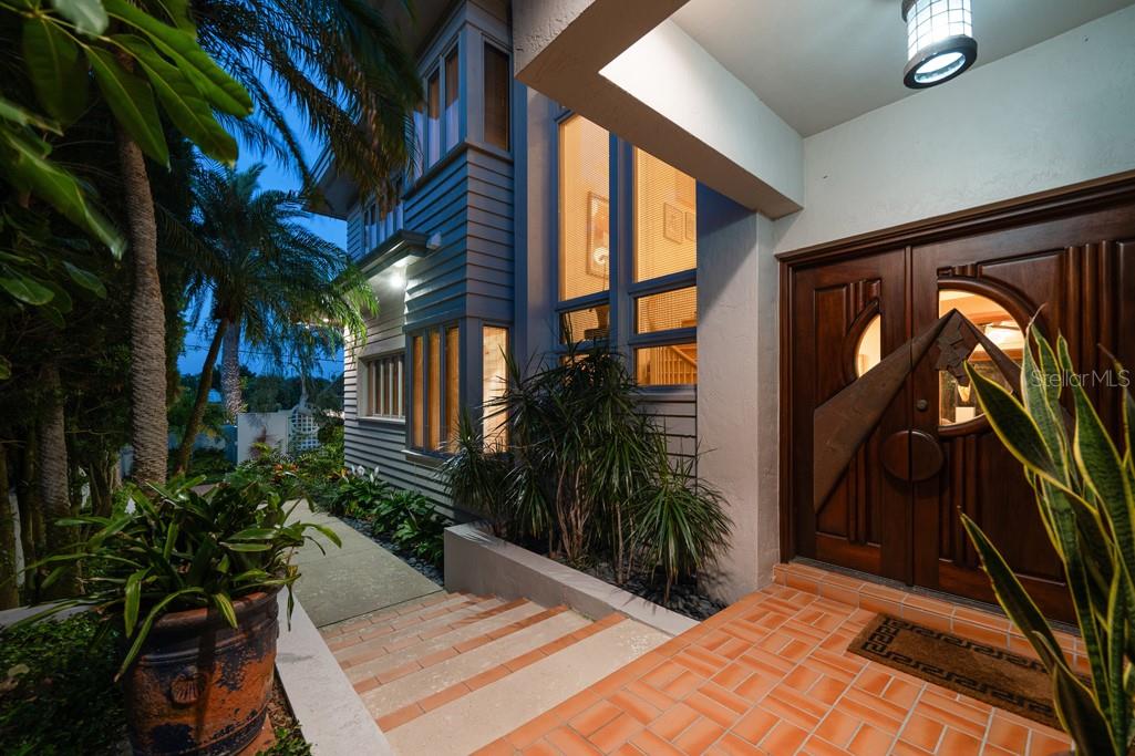 16000 GULF BLVD — photo 6