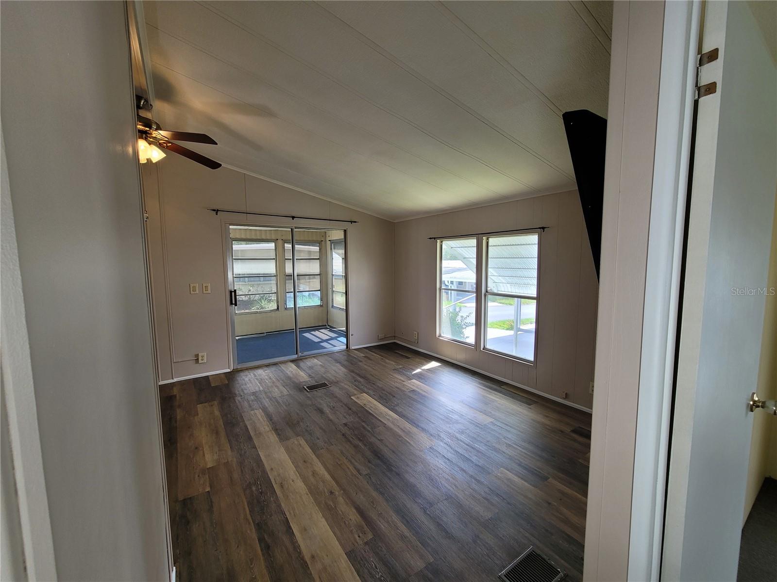 7209 EL MEYERS ST — photo 9