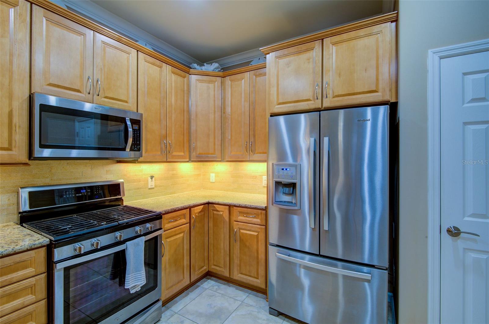 12232 MARSH POINTE RD — photo 11