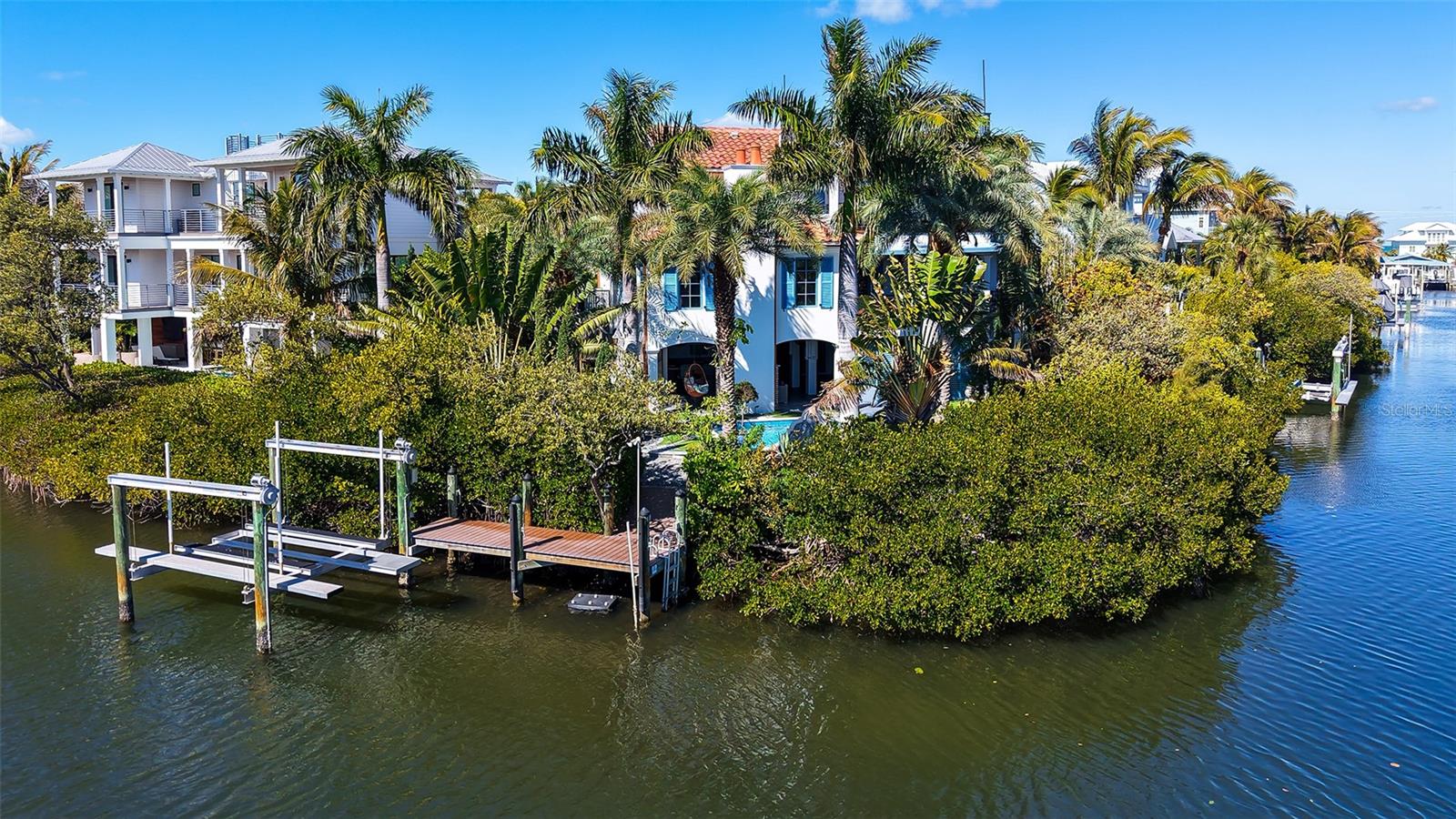 513 VILLA ROSA WAY — photo 44