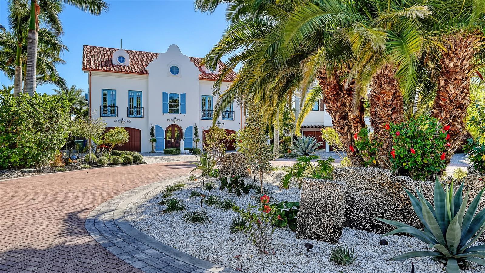513 VILLA ROSA WAY — photo 39