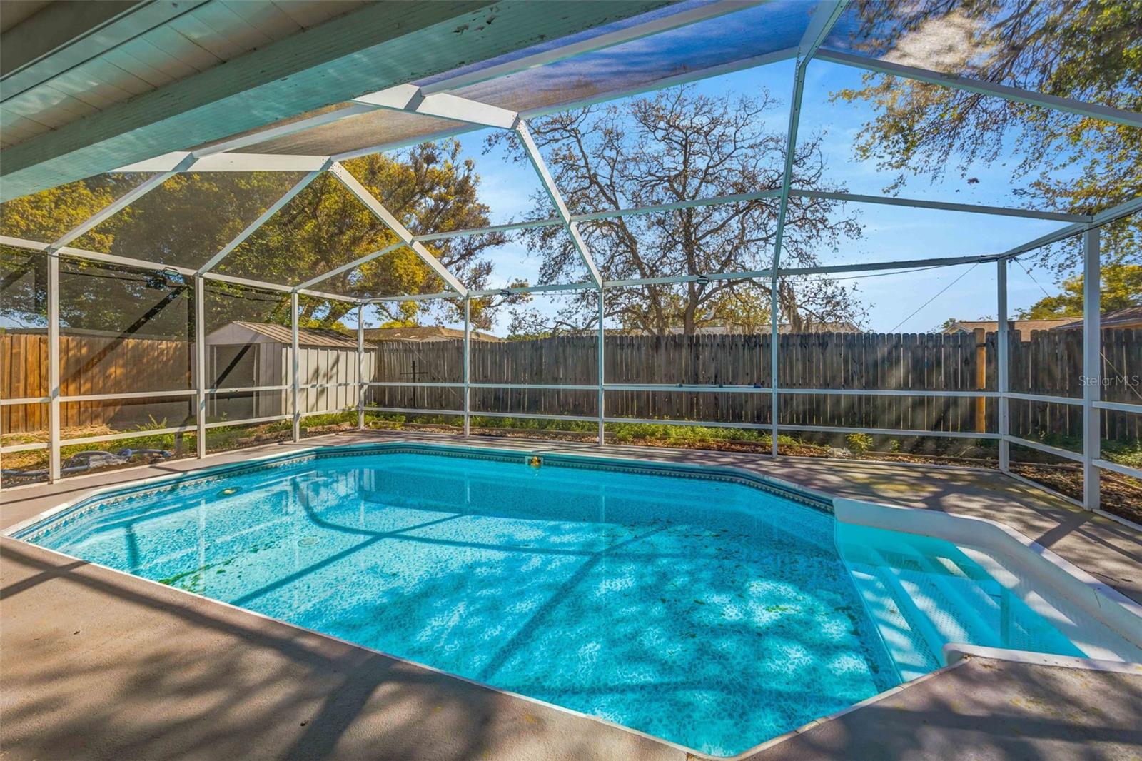 9040 LUNAR LN — photo 26