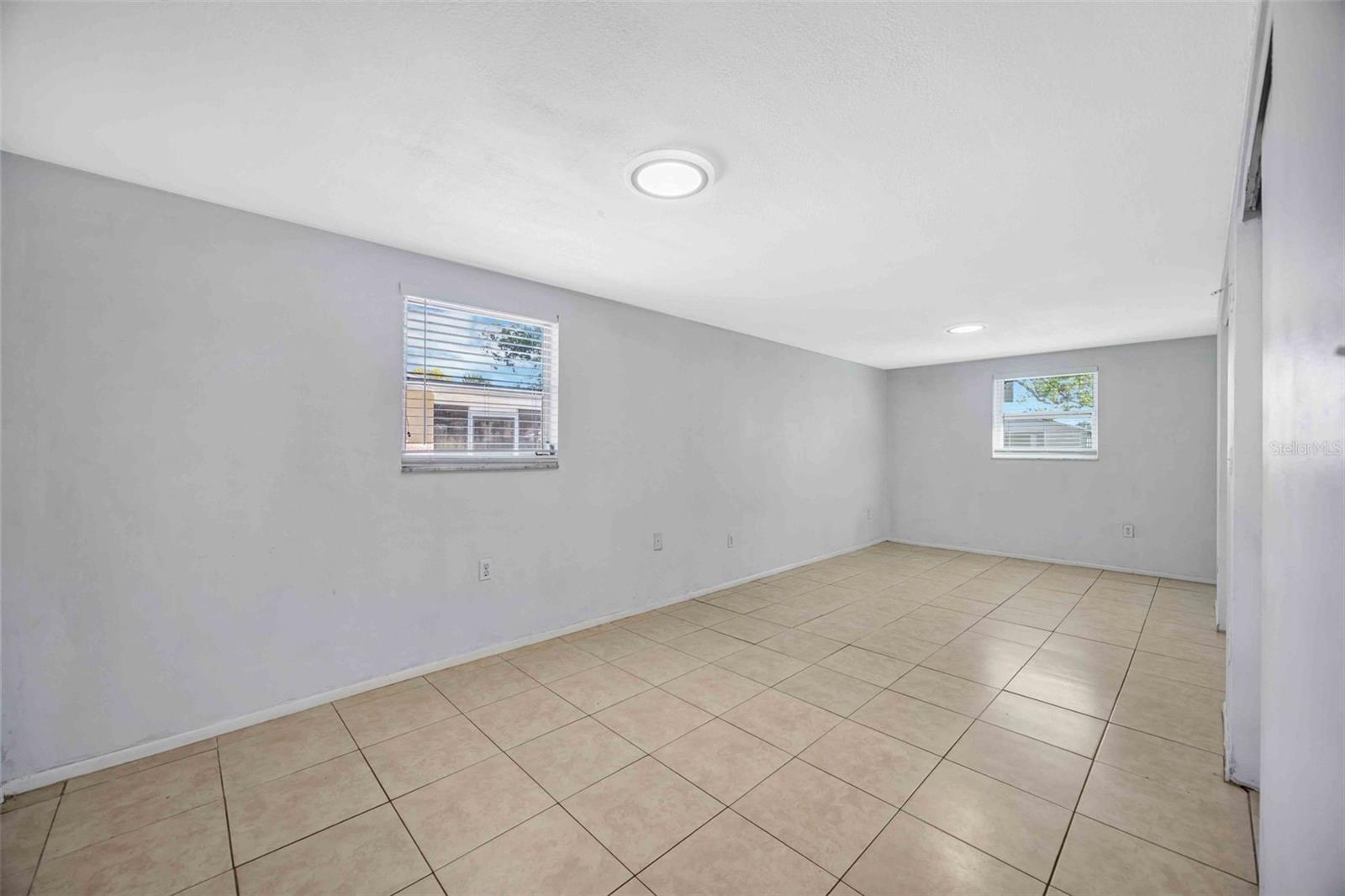 9040 LUNAR LN — photo 41