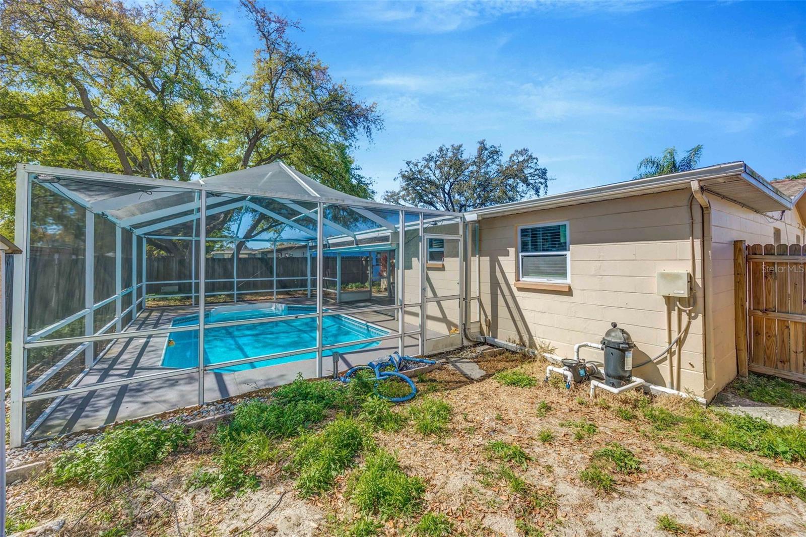 9040 LUNAR LN — photo 29