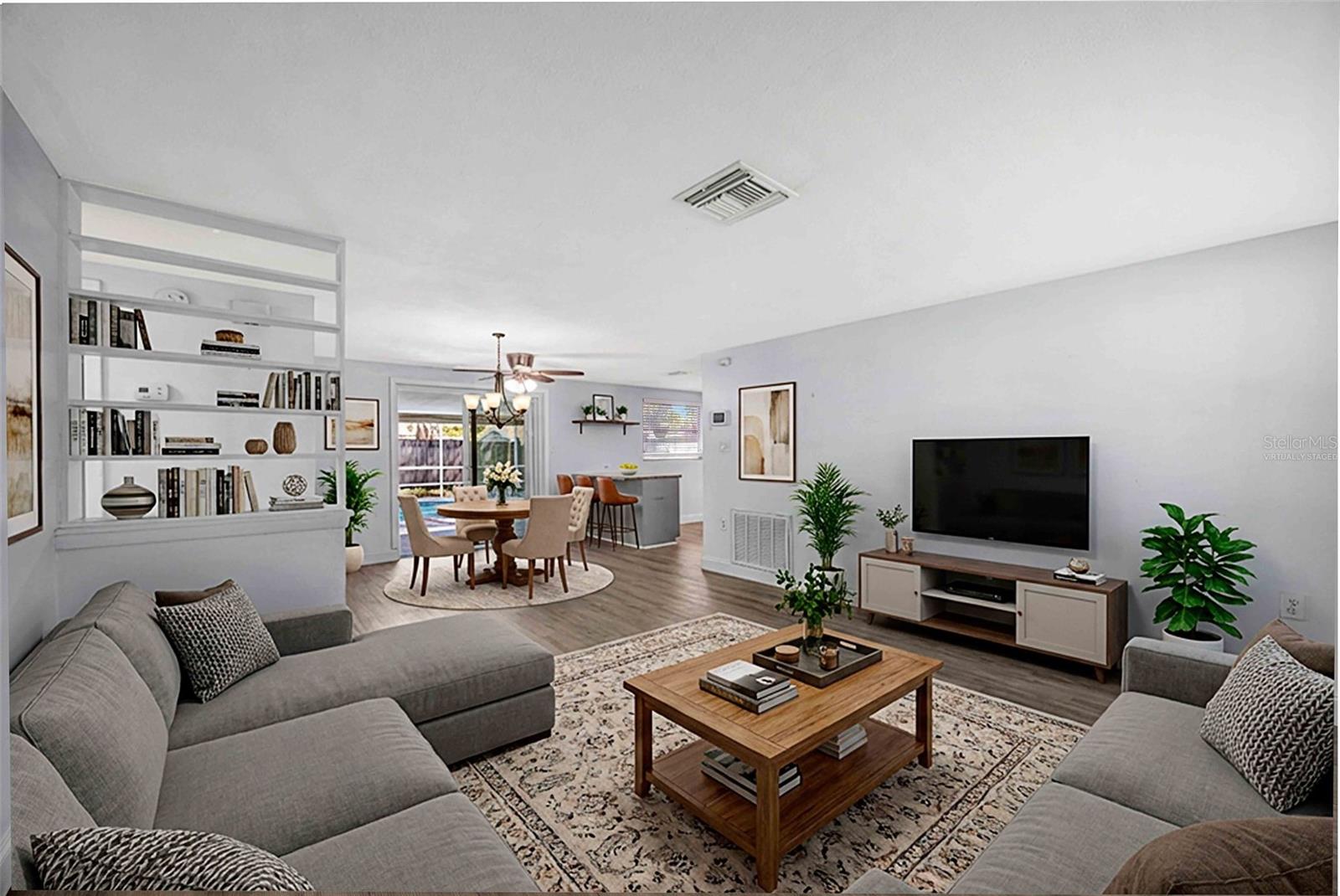 9040 LUNAR LN — photo 4