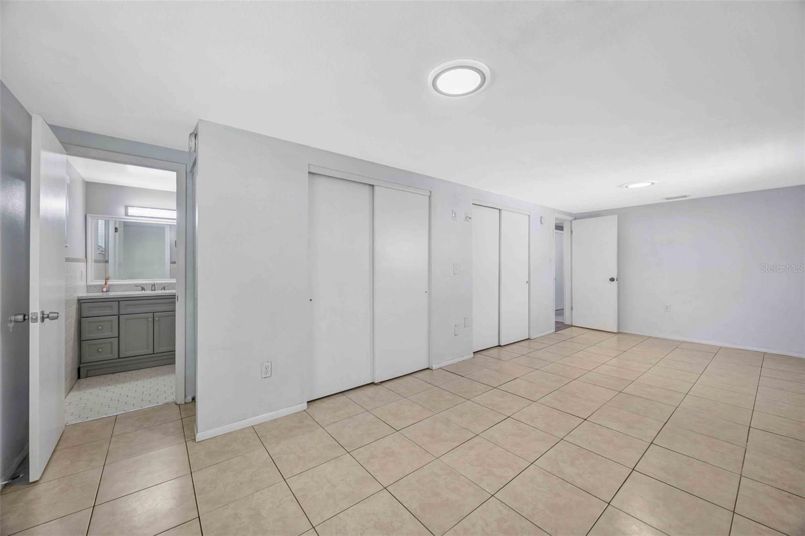 9040 LUNAR LN — photo 43