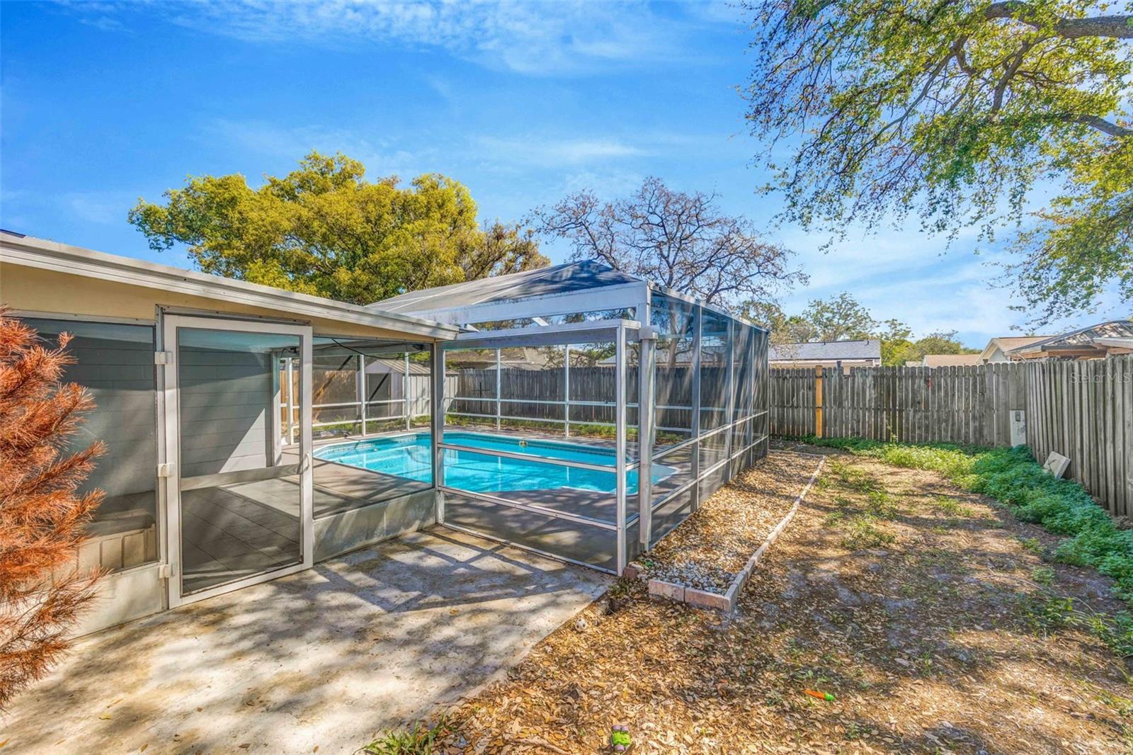 9040 LUNAR LN — photo 30