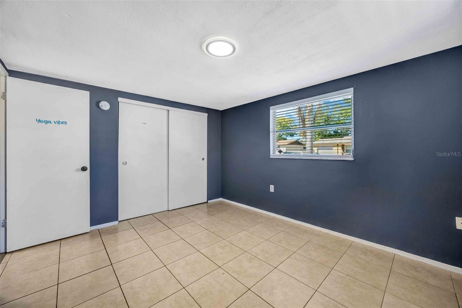 9040 LUNAR LN — photo 23
