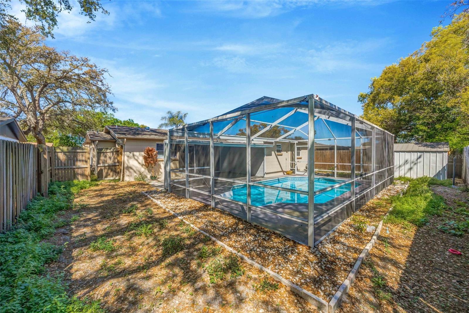 9040 LUNAR LN — photo 34