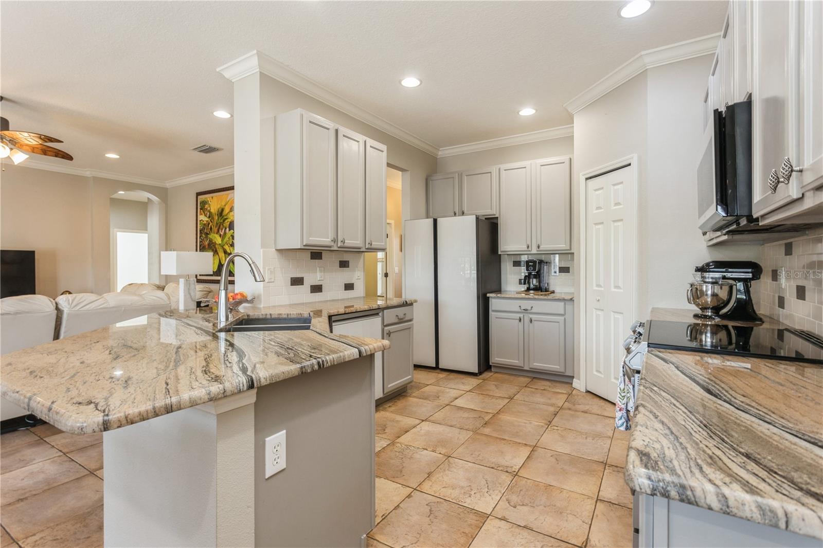 1433 EMERALD HILL WAY — photo 10