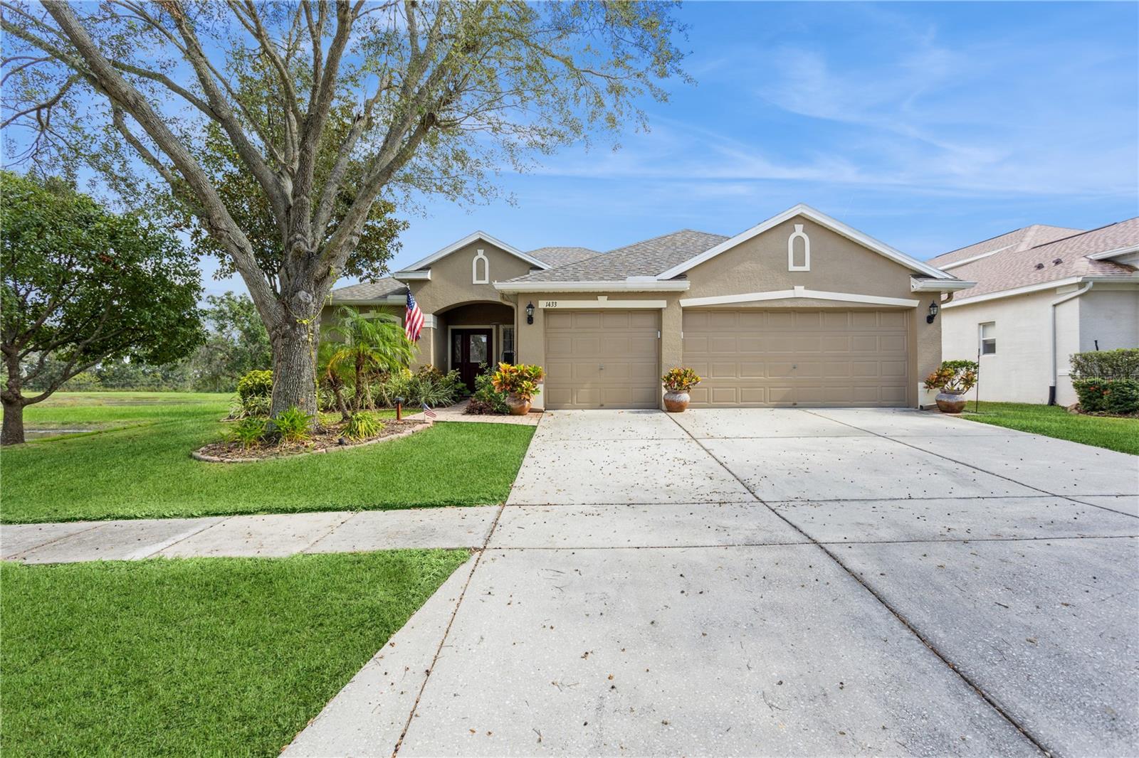 1433 EMERALD HILL WAY — photo 2