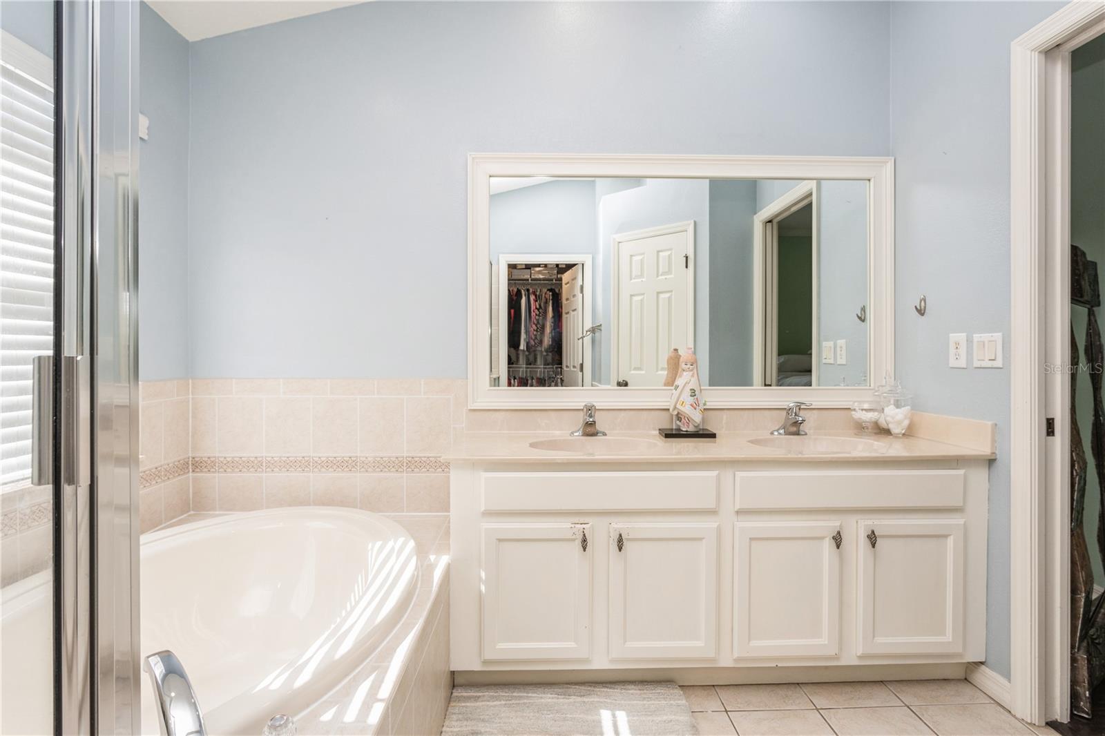 1433 EMERALD HILL WAY — photo 21