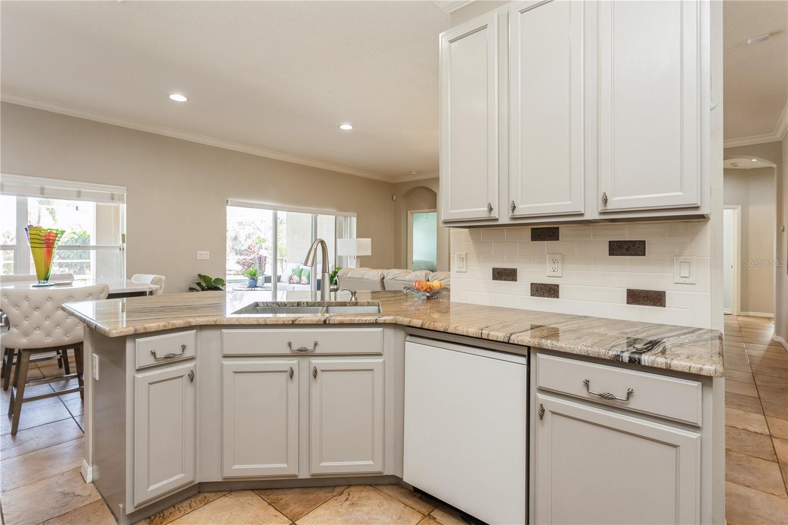 1433 EMERALD HILL WAY — photo 9