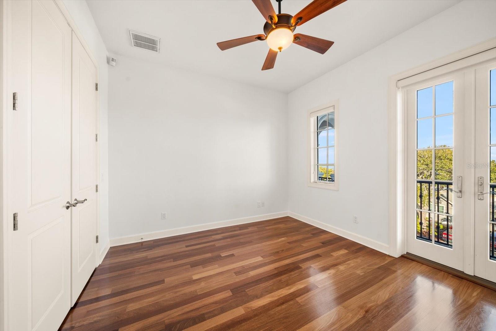 1040 ELDORADO AVE — photo 50