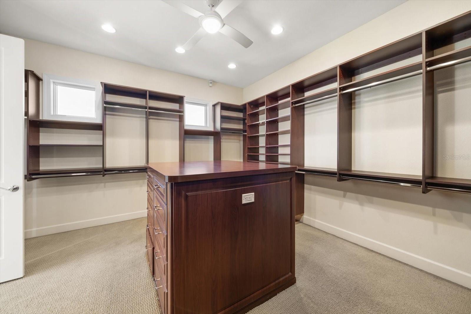 1040 ELDORADO AVE — photo 41