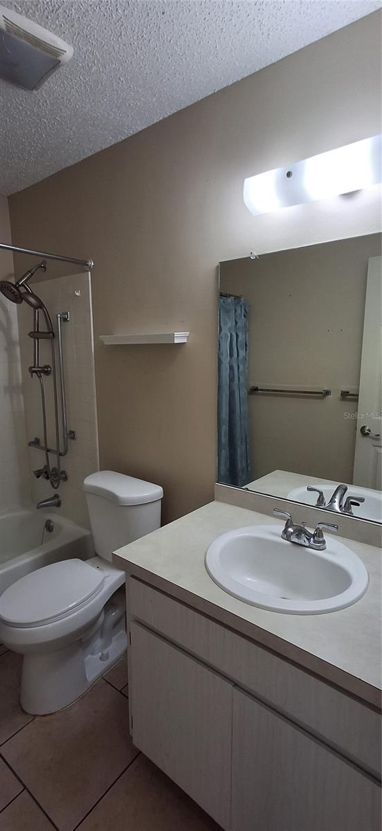 4737 LAKE VILLA DR — photo 25
