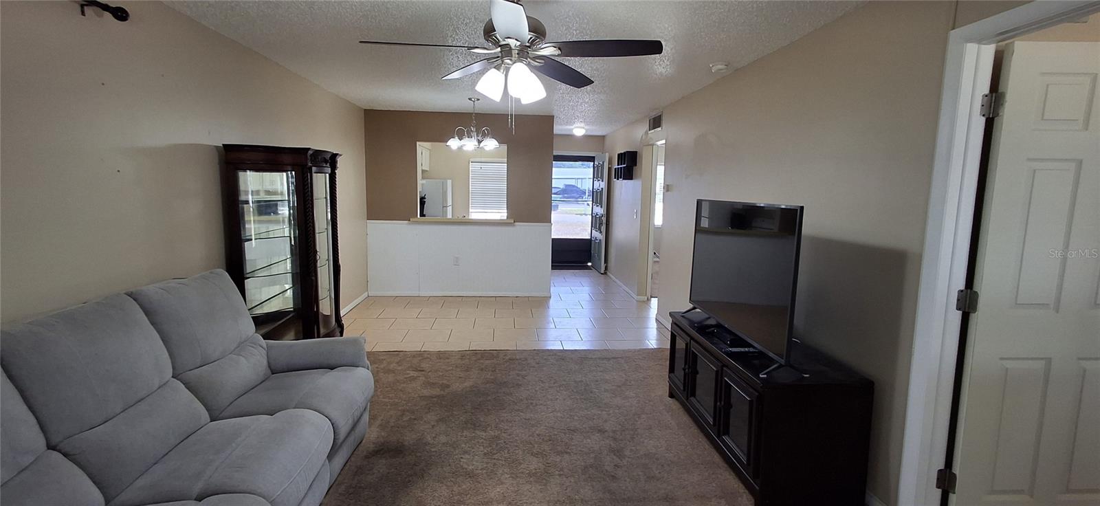 4737 LAKE VILLA DR — photo 4