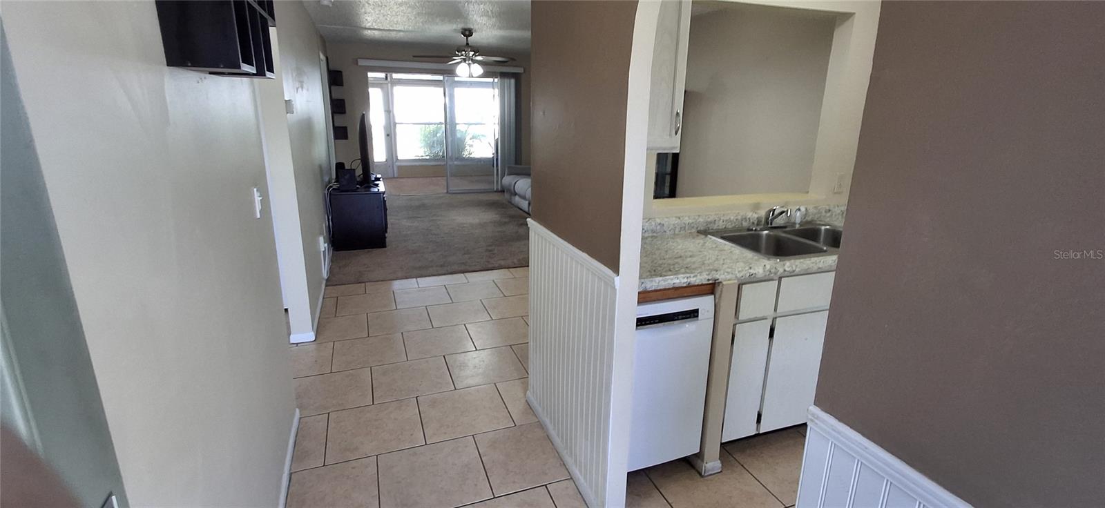 4737 LAKE VILLA DR — photo 2