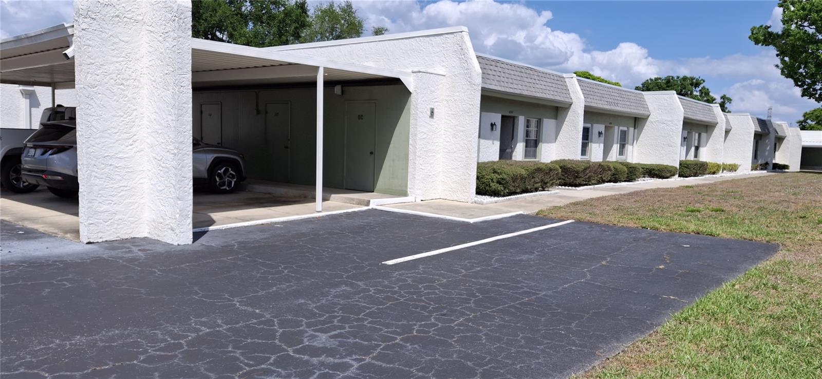 4737 LAKE VILLA DR — photo 30