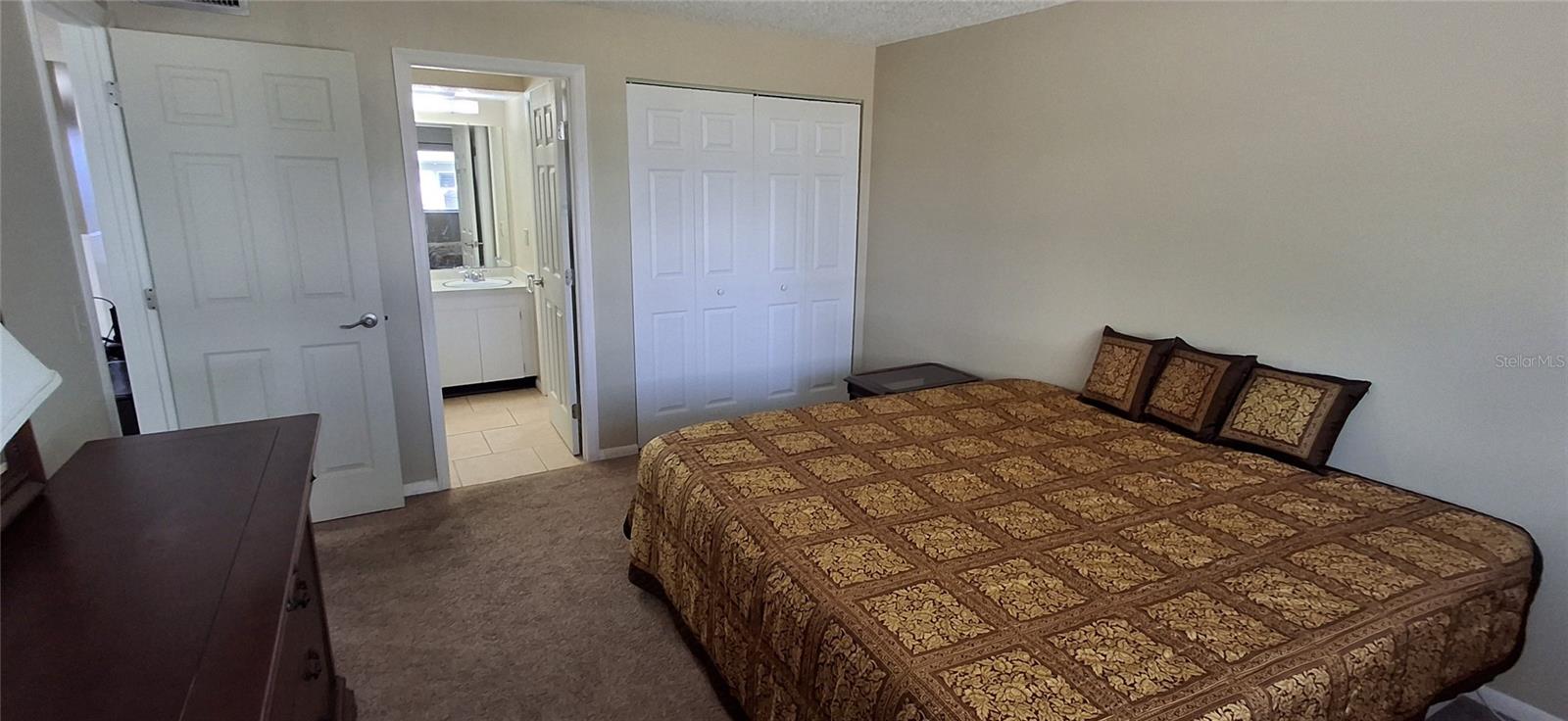 4737 LAKE VILLA DR — photo 16