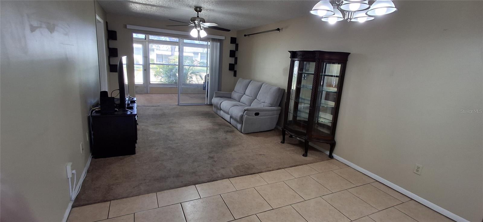 4737 LAKE VILLA DR — photo 3