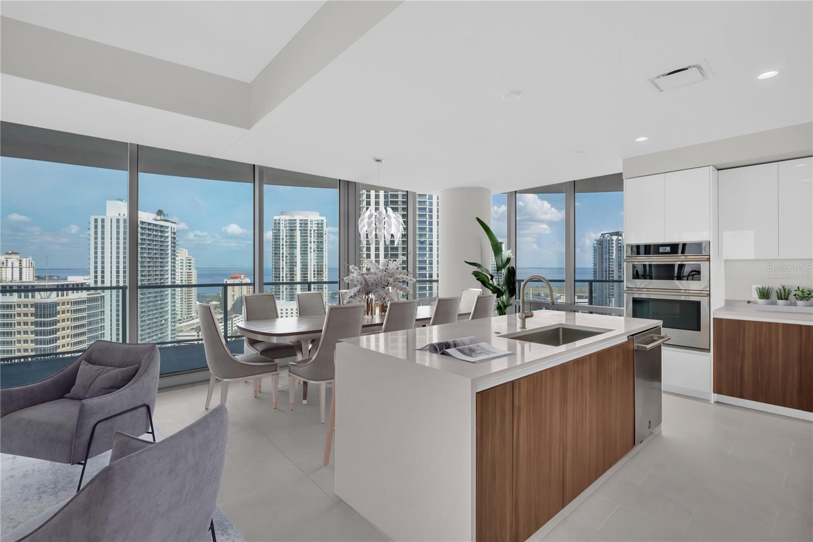 400 CENTRAL AVE #2207 — photo 4