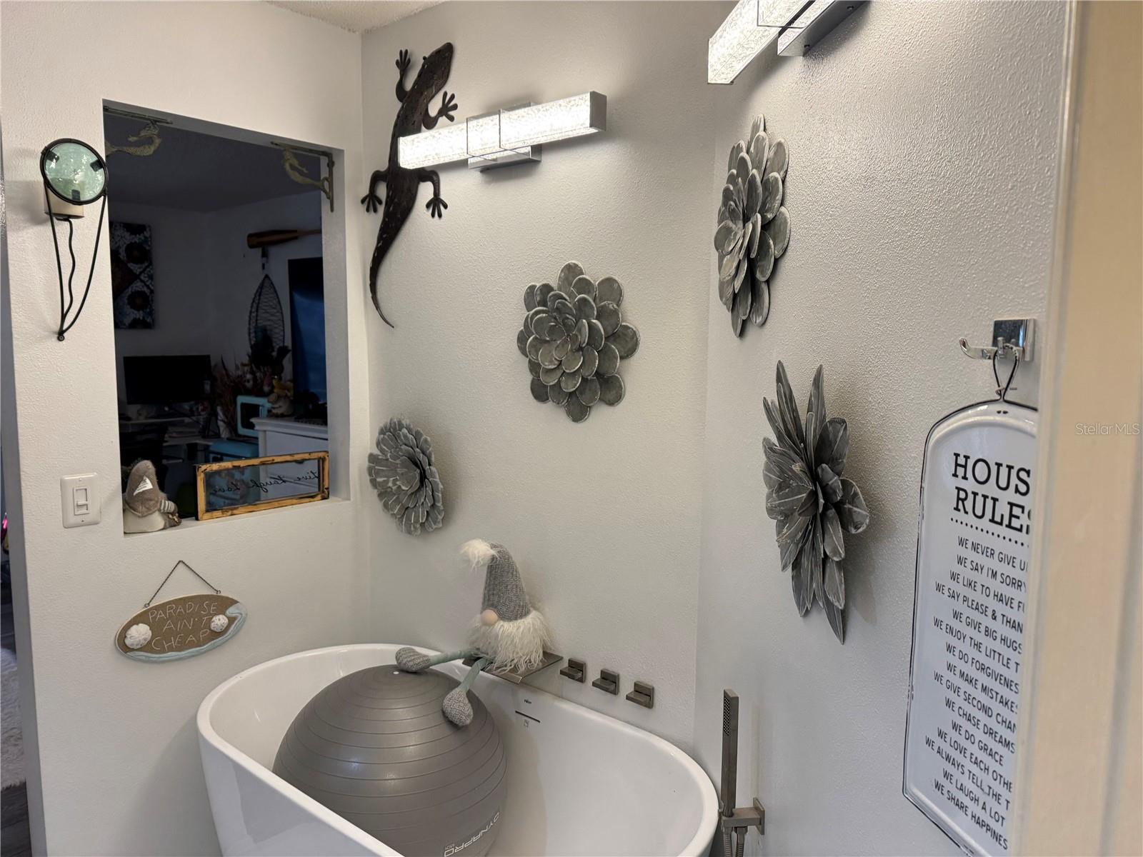2111 VISTA DEL SOL CIR #403 — photo 14