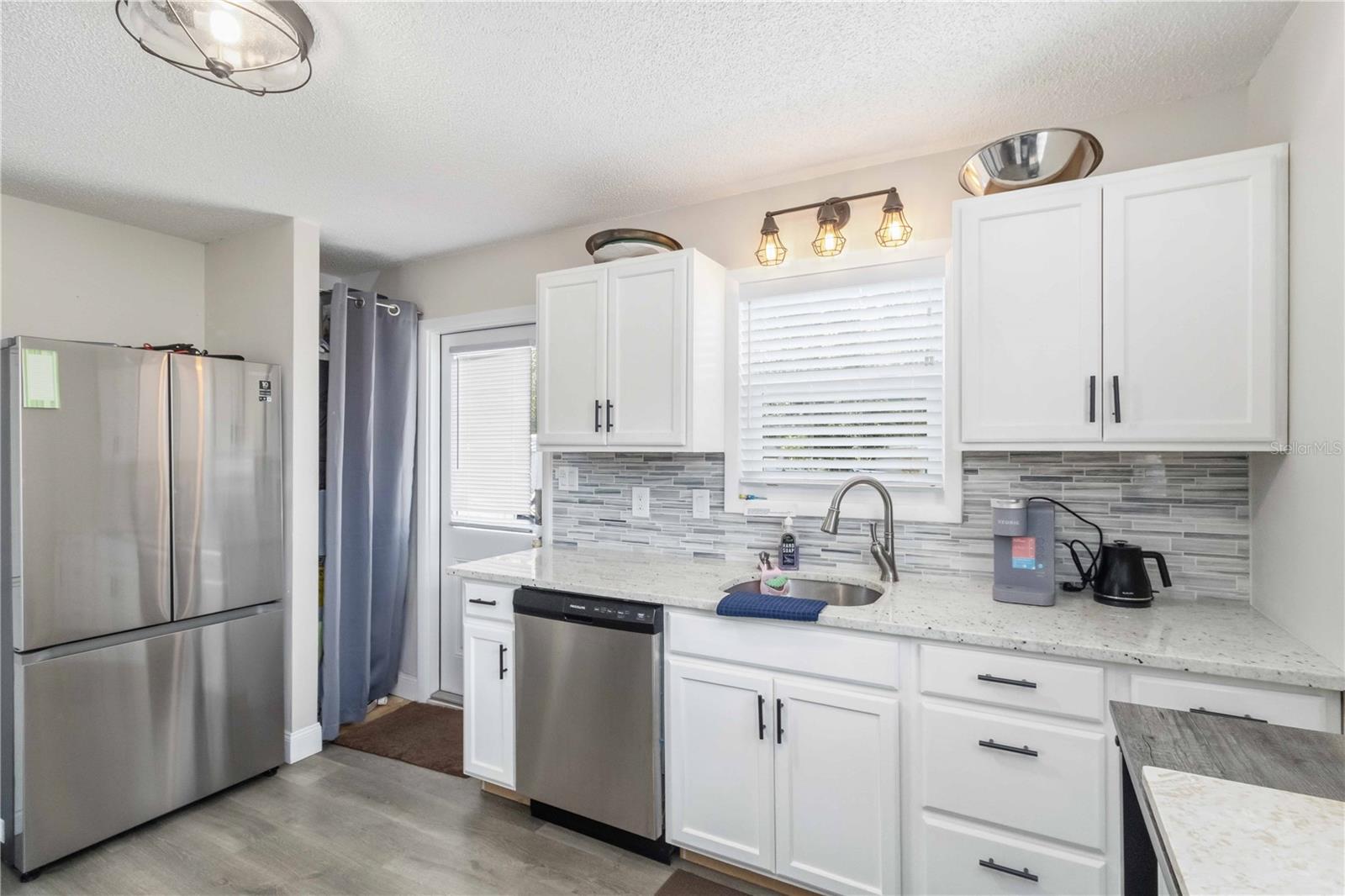 603 CHURCH ST — photo 13