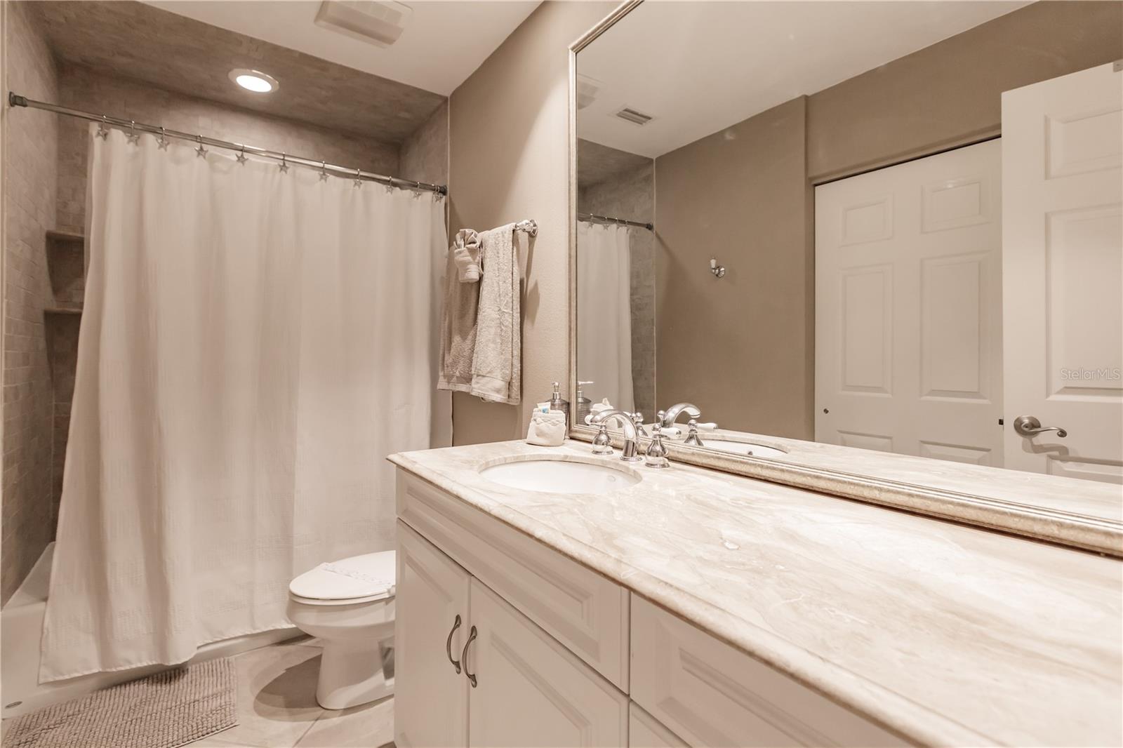6052 W PEPPERTREE WAY #235B — photo 27