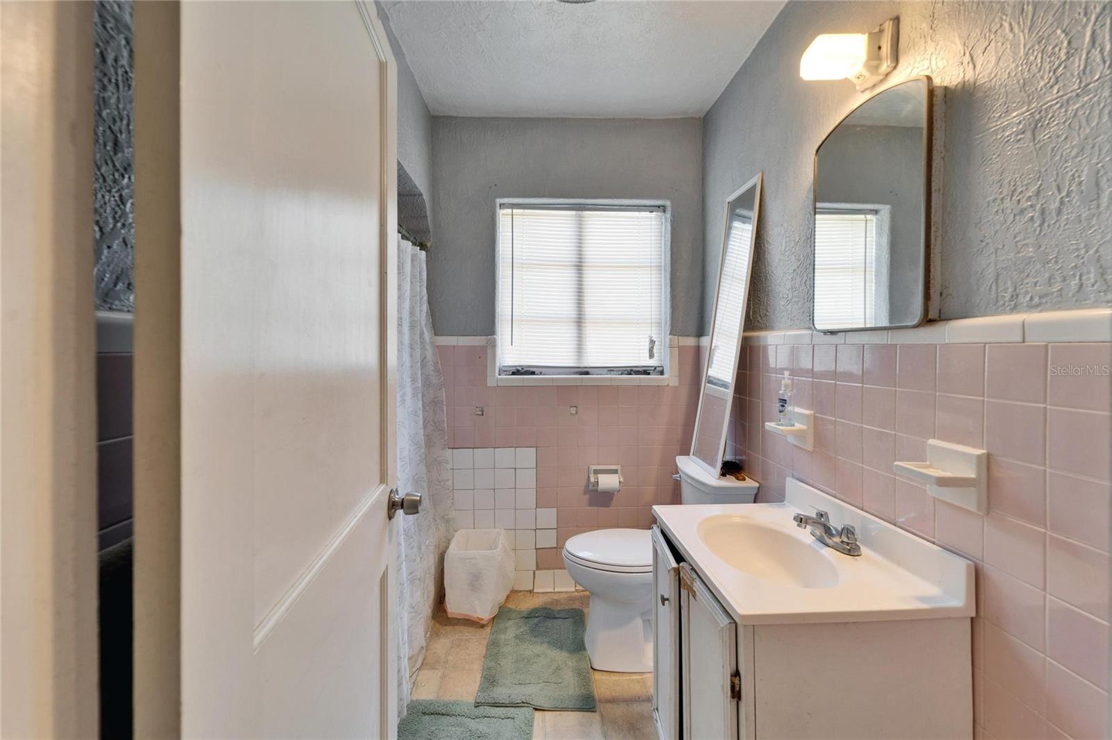 2606 N BOULEVARD — photo 17