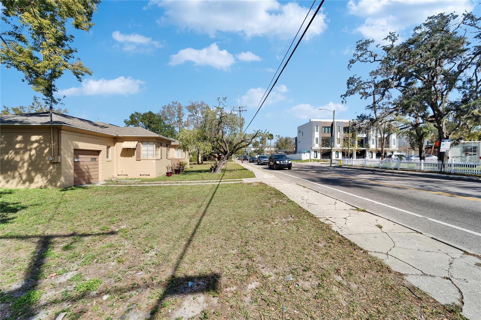 2606 N BOULEVARD — photo 8