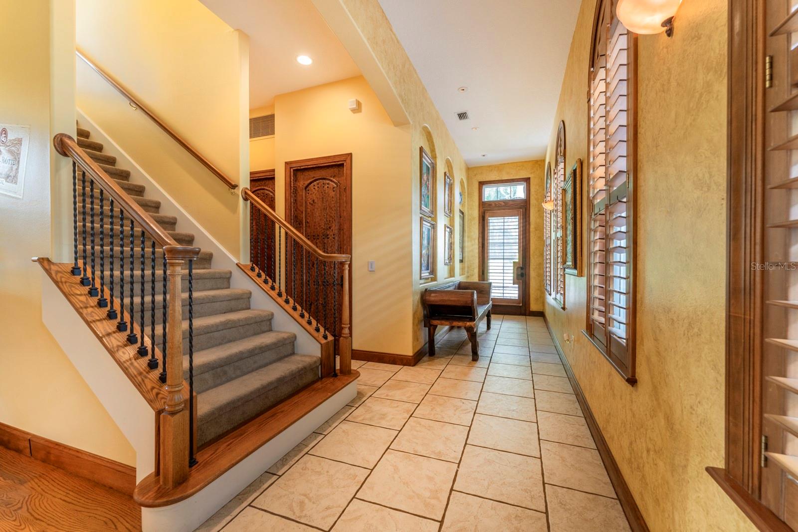 543 ISLEWORTH CLOSE — photo 16