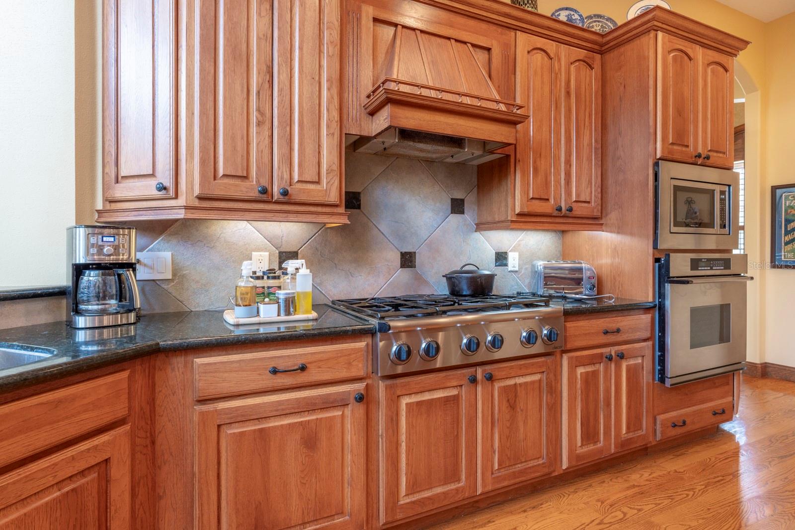 543 ISLEWORTH CLOSE — photo 73