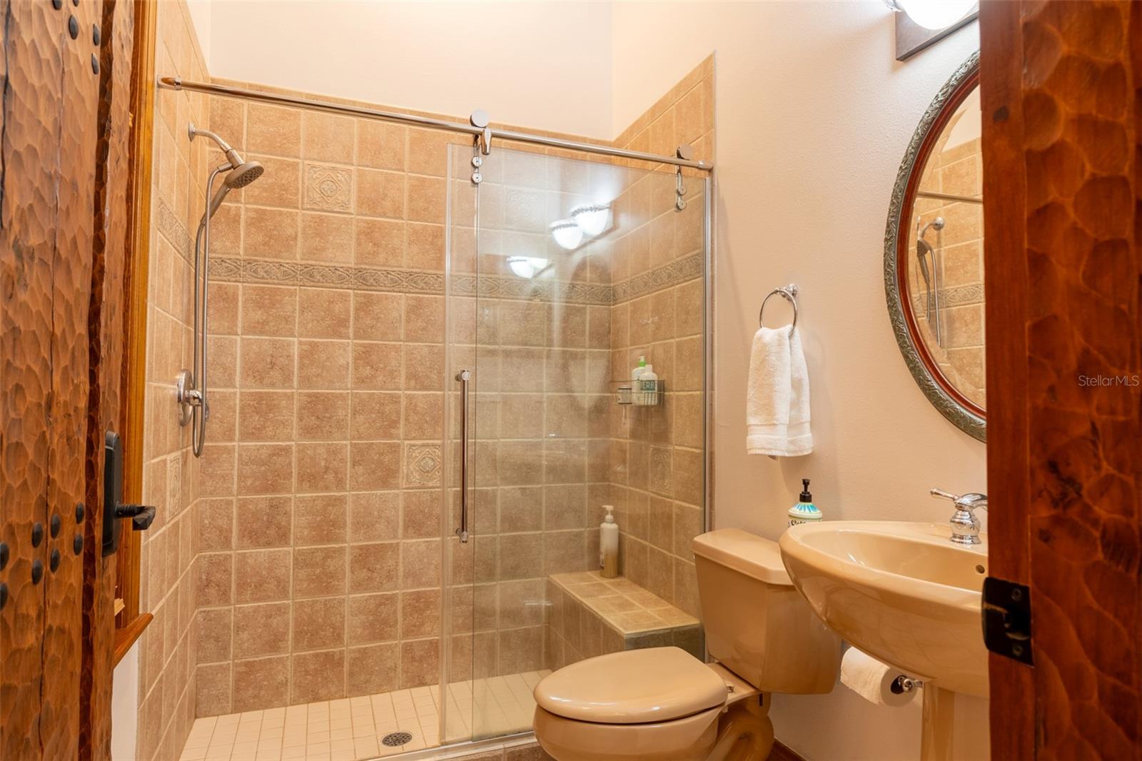 543 ISLEWORTH CLOSE — photo 65