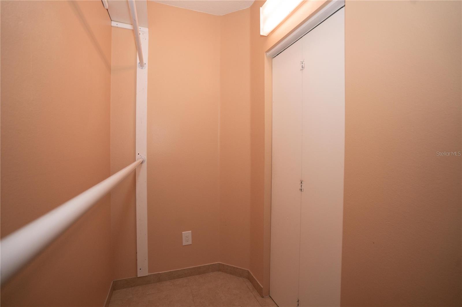 10468 BLACKMORE DR — photo 24