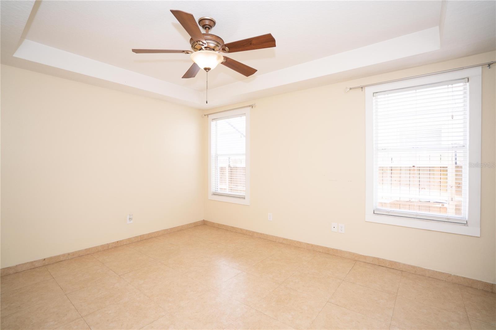 10468 BLACKMORE DR — photo 33