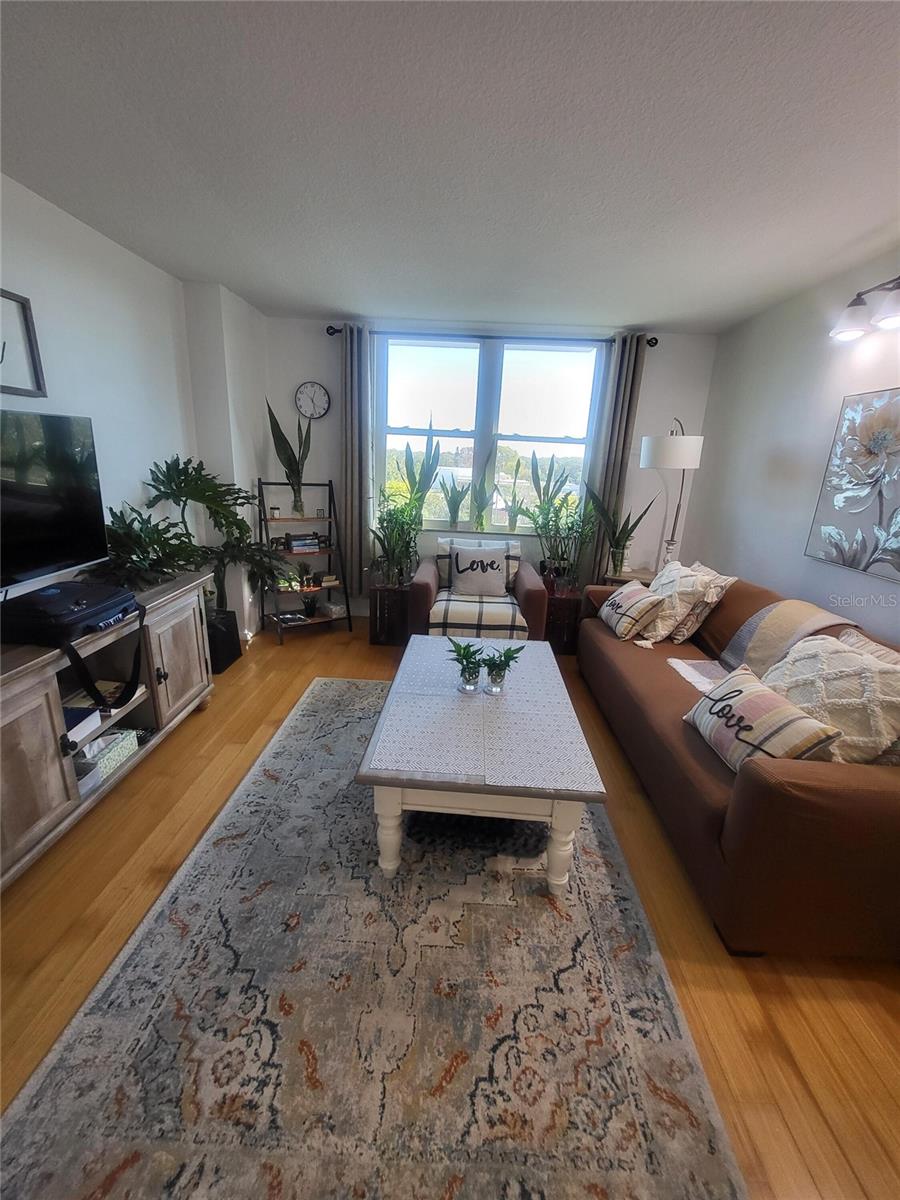 701 S MADISON AVE #414 — photo 2