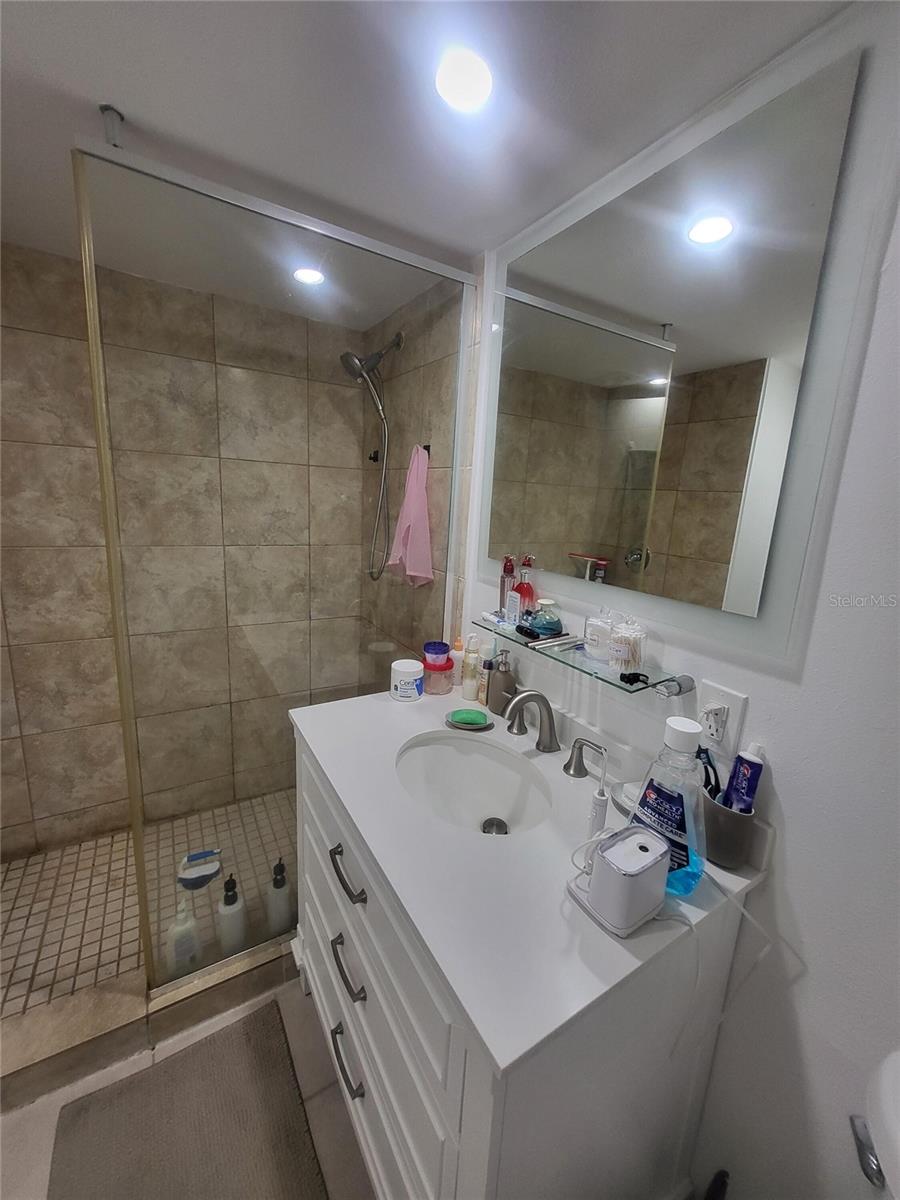 701 S MADISON AVE #414 — photo 20