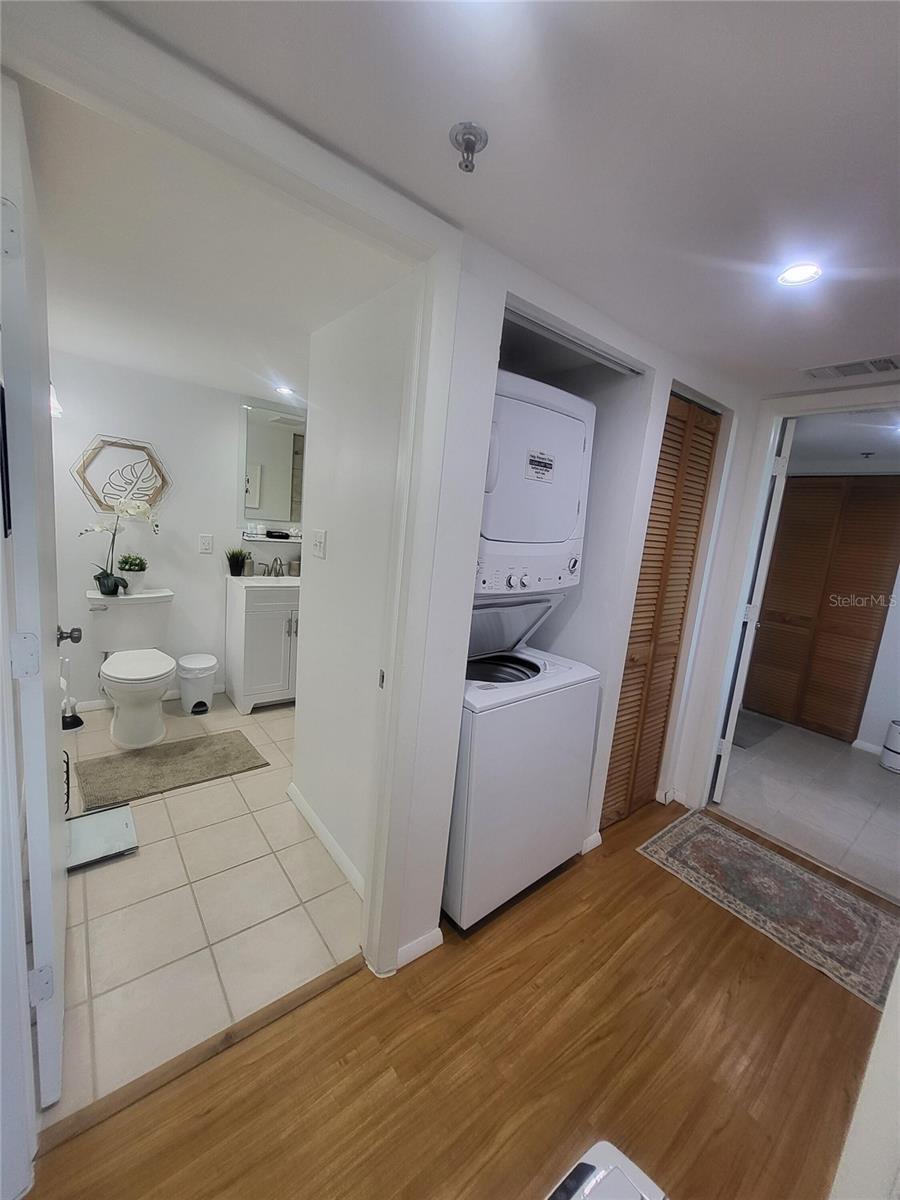 701 S MADISON AVE #414 — photo 14